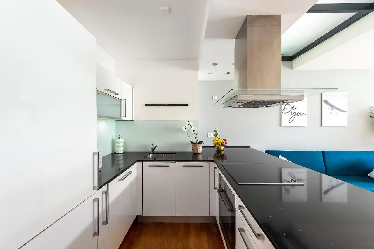 Apartment With 4 Bedrooms Prag 0*,  Çek Cumhuriyeti